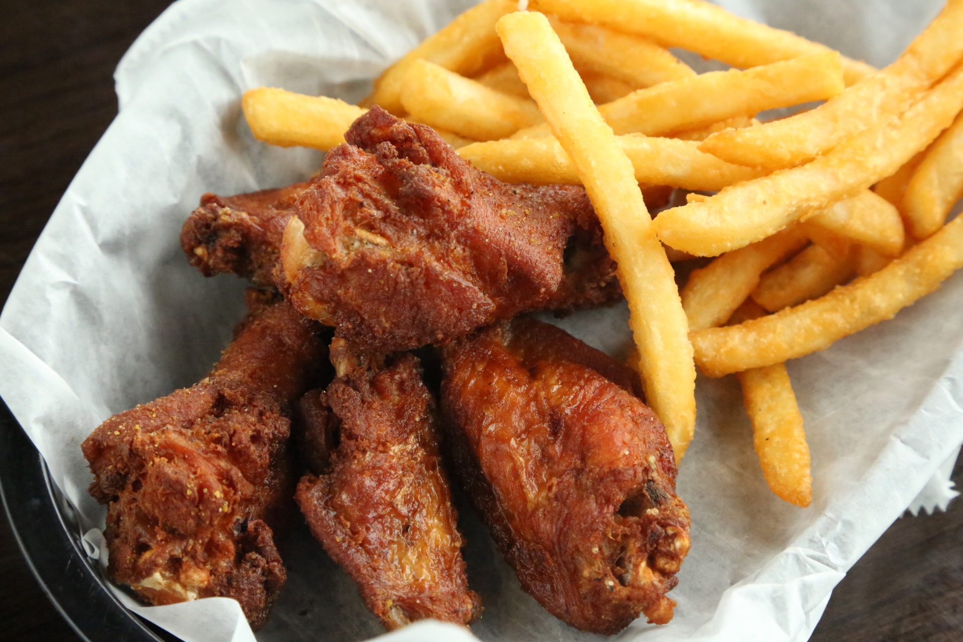 6 Wings & Fries